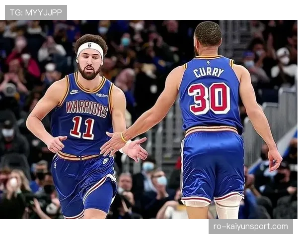 保利尼奥高位逼抢如何重塑边锋角色？解析其防守贡献与进攻撕裂能力