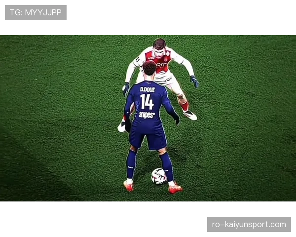 杜埃与内马尔的技术风格差异：盘带机制、突破路径与进攻角色解析