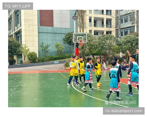 篮球换人规则全面解析：了解替换队员的流程与限制